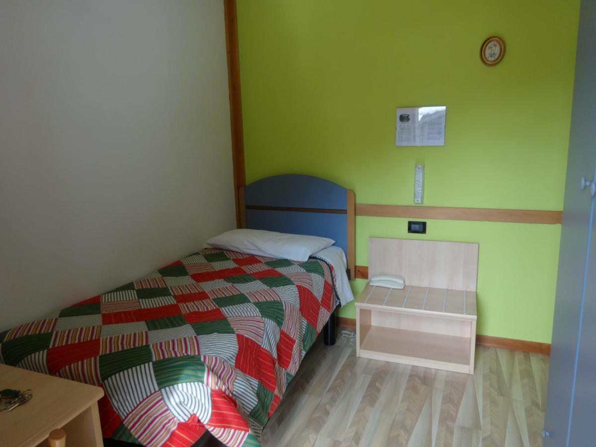 Hotel Genzianella Presenaio المظهر الخارجي الصورة
